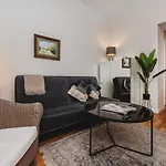 Lejlighedshotel Antique - Tomasza 6a