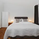 Antique - Tomasza 6a 4* Kraków