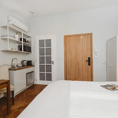 Antique - Tomasza 6a 4*