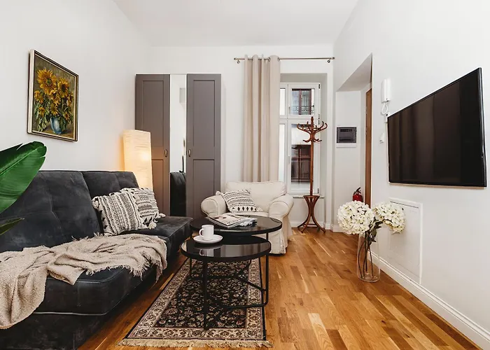 Antique - Tomasza 6a 4* Krakow