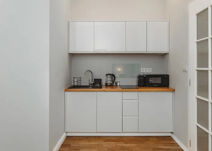 Antique - Tomasza 6a 4* Krasków