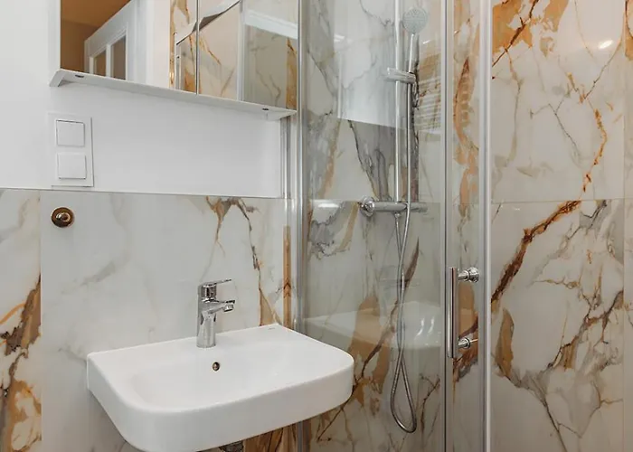 Antique - Tomasza 6a Krakow