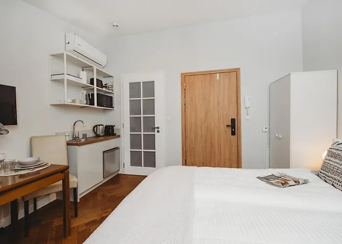 Antique - Tomasza 6a 4*